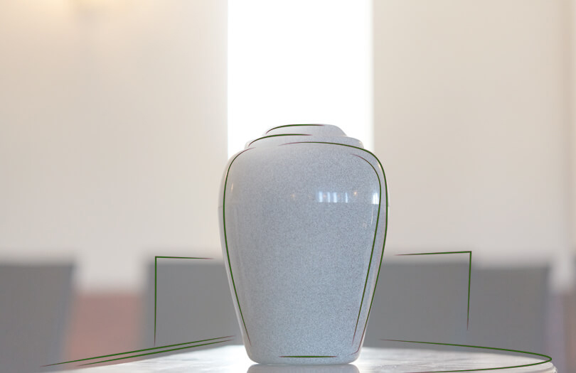 Урна с прахом: захоронение после кремации в Беларуси