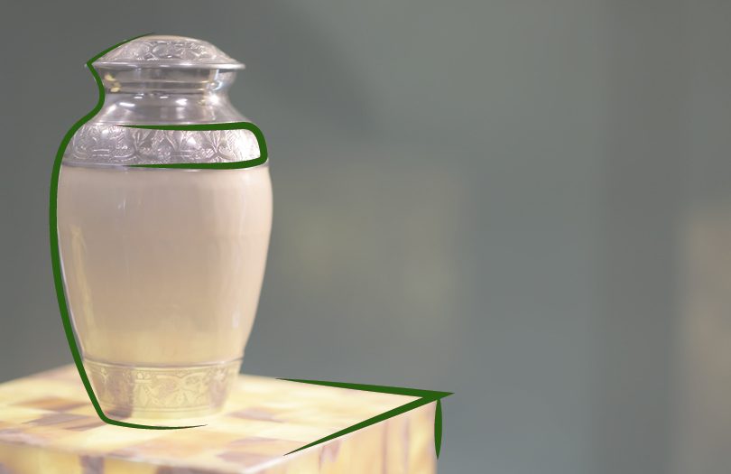 Можно ли урну с прахом держать дома? Можно ли урну с прахом держать дома?
