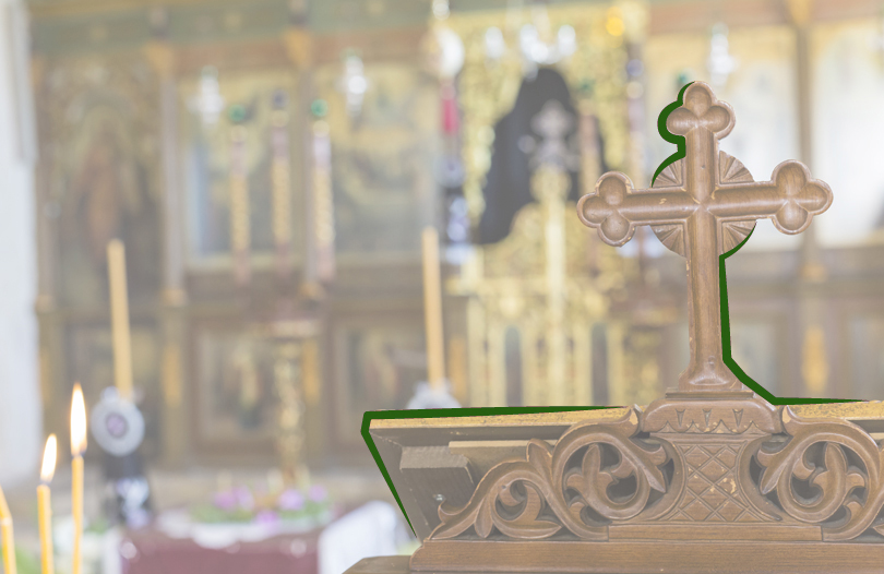 Заупокойная служба: как и для чего в церкви подают поминальные записки