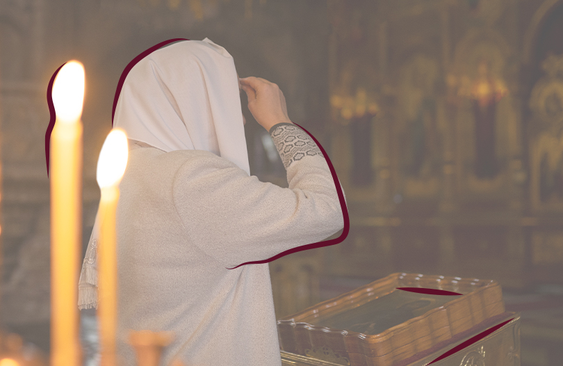 В чём разница между панихидой и молебном?