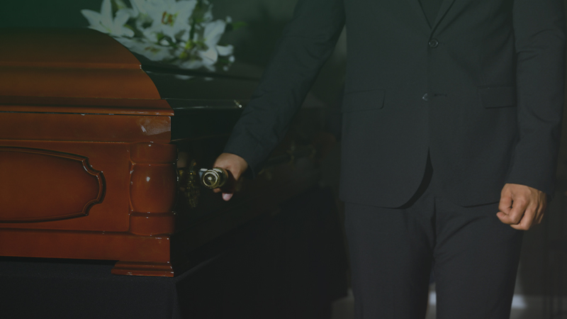 Носильщик для гроба в Минске