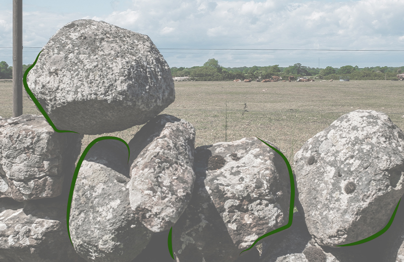 Каменная оградка на могилу – особенности изготовления и монтажа